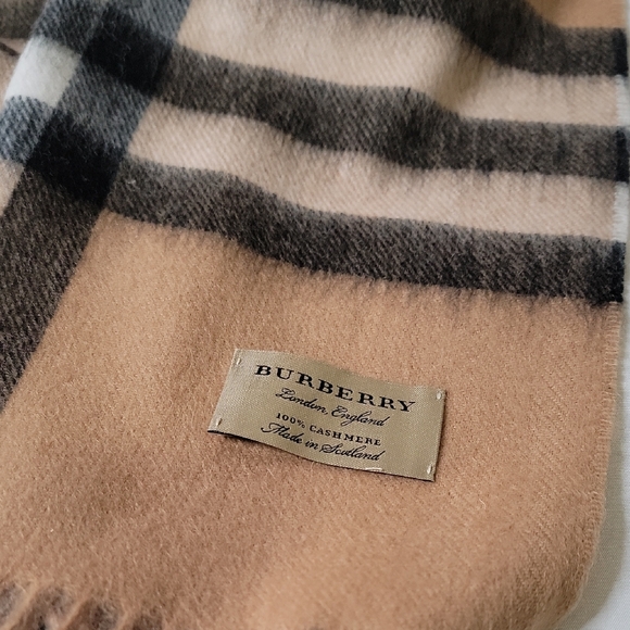 Burberry Camel and Black Checkered Scarf - Picture 2 of 4